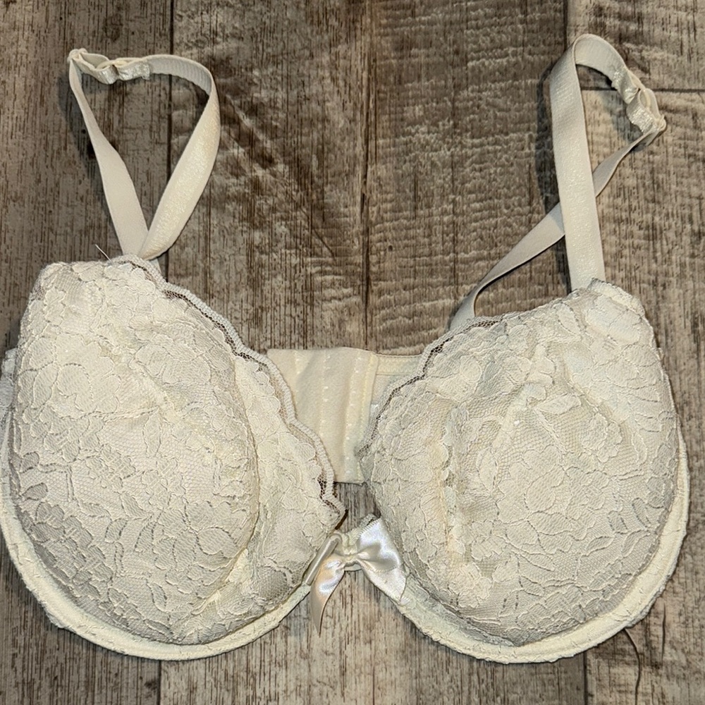 LANE‎ BRYANT Bra-size 38D